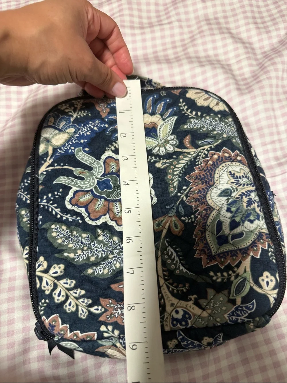Vera Bradley Quilted Floral Navy Compact Lunch Bag with Top Handle